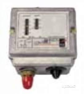 Johnson Pressure Switches -  Johnson P77 Series Pressure Switch P77aaw-9850